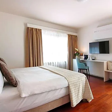 Polo Hotel 3*
