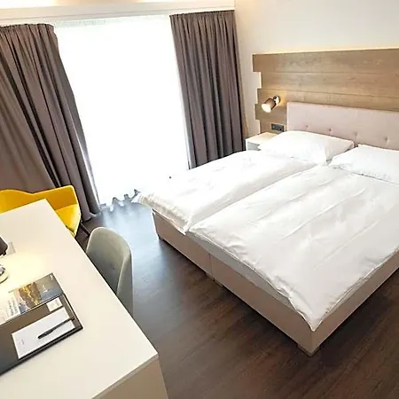 Hotel Polo 3*