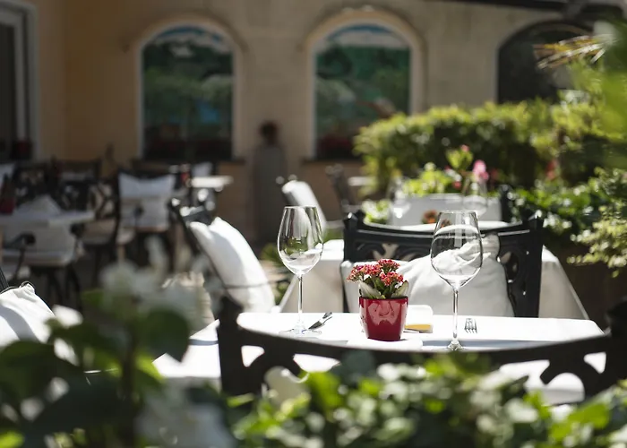 Polo 3* Ασκόνα