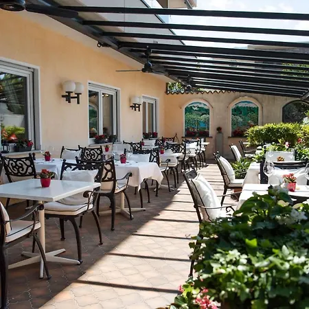 Polo Hotel